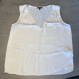 Medium Banana Republic